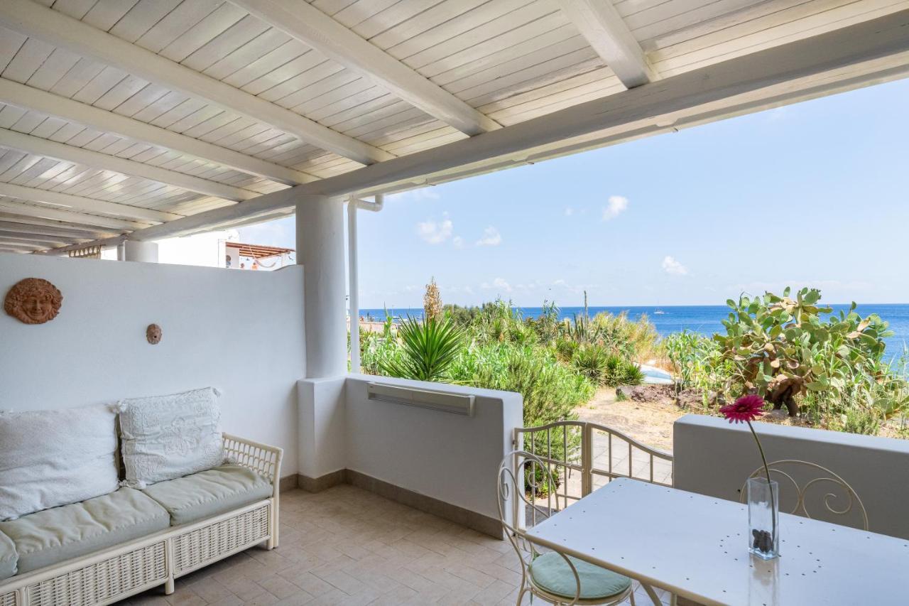 Villa Ginestra Sulla Spiaggia Di Stromboli Dış mekan fotoğraf