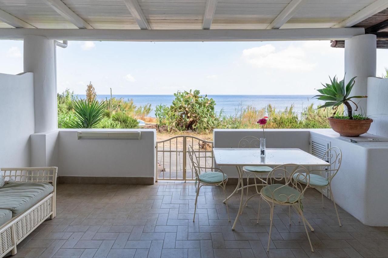 Villa Ginestra Sulla Spiaggia Di Stromboli Dış mekan fotoğraf